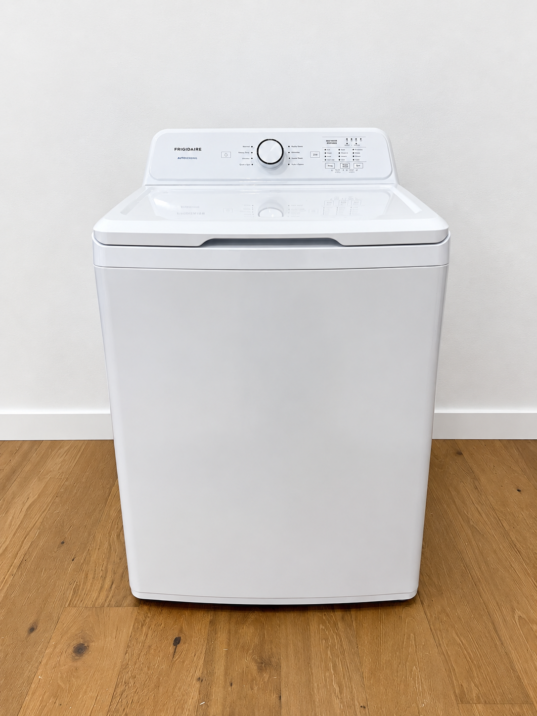 Frigidaire FLVW7000AW top load washer front view