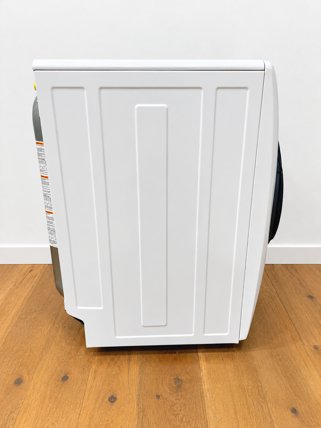 Frigidaire ELFE7626BW opposite side panel view