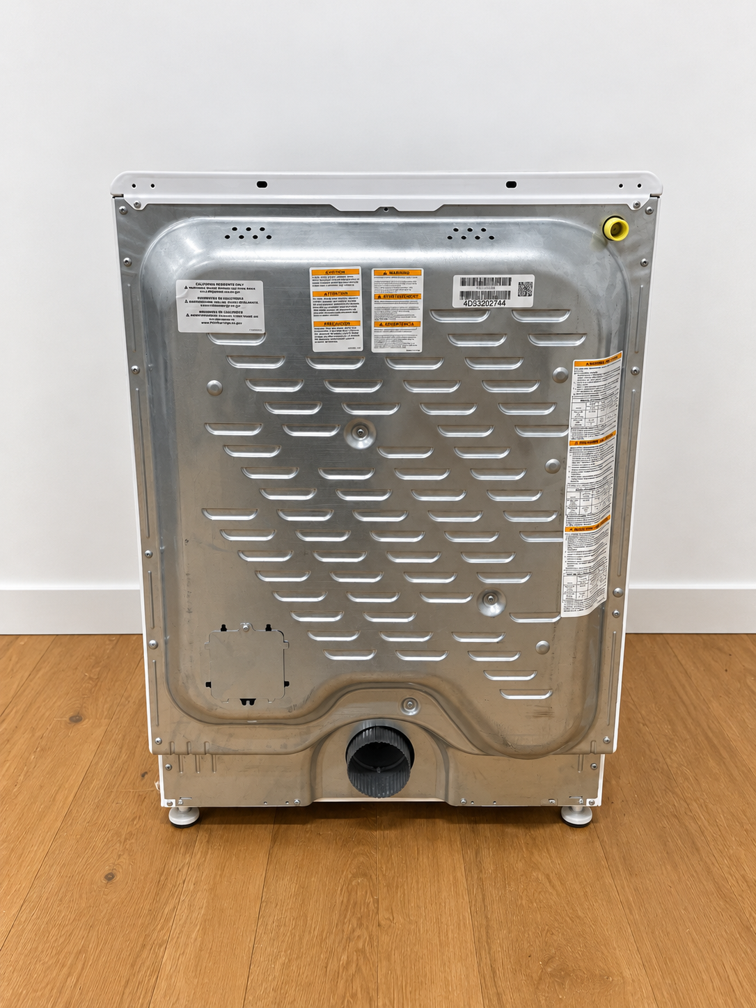Frigidaire ELFG7626BW rear panel showing gas vent and model label