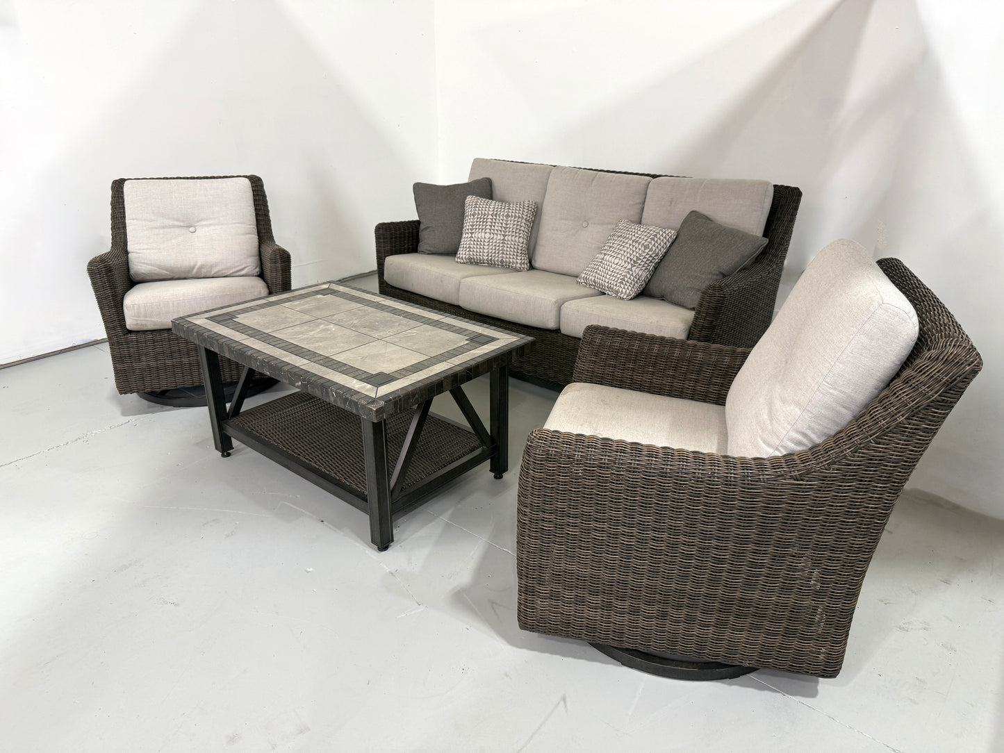 Veranda Classic Salina Patio Seating Set