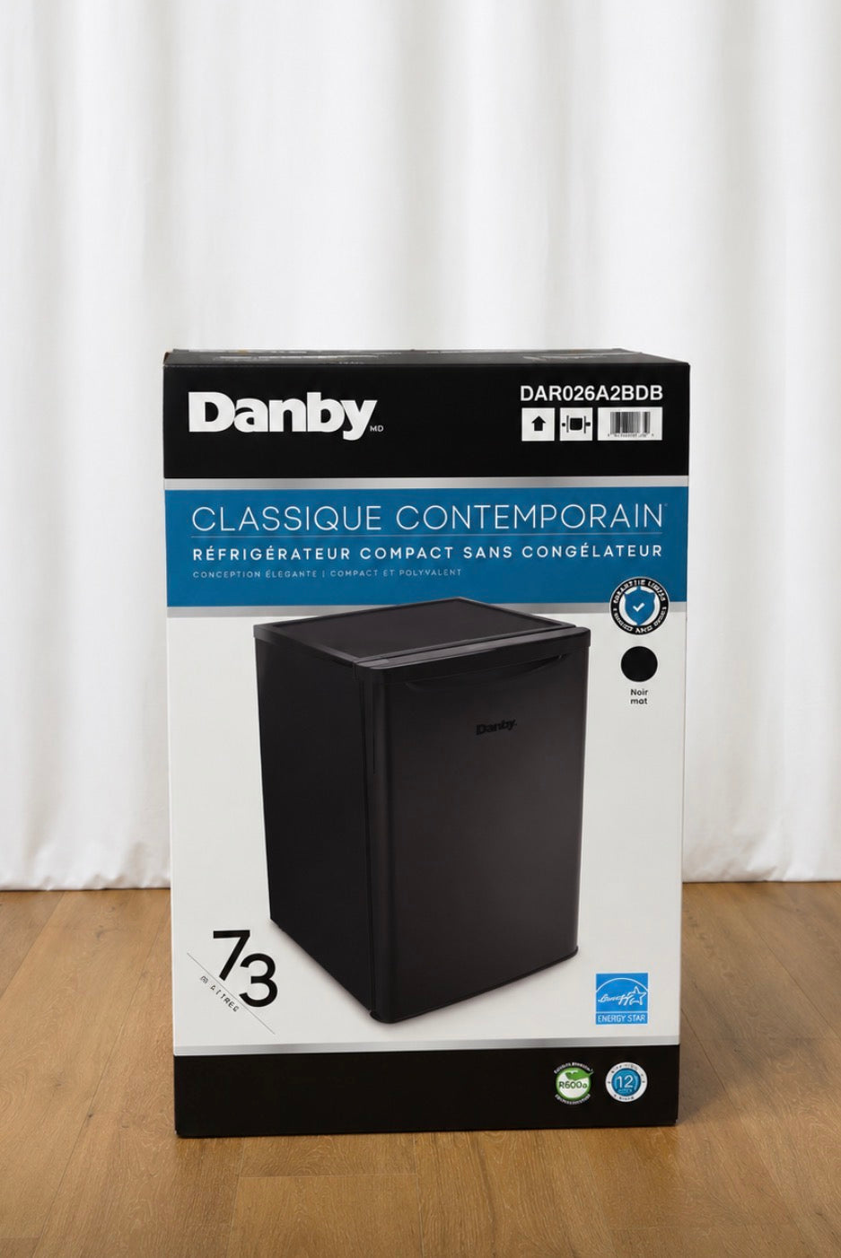 NEW Daney 2.6 cu ft Refrigerator - GREAT FOR COLLEGE