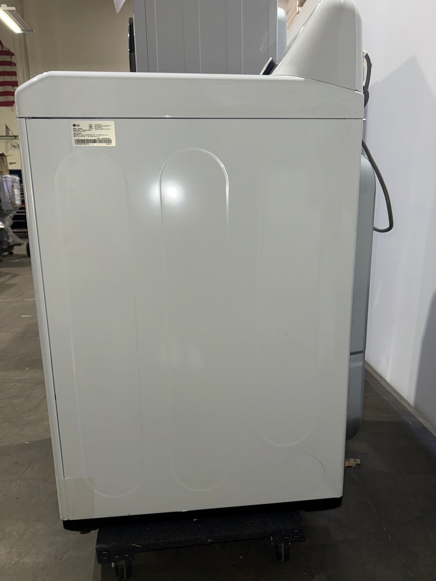 LG DLG7001W 7.3 cu ft Gas Dryer