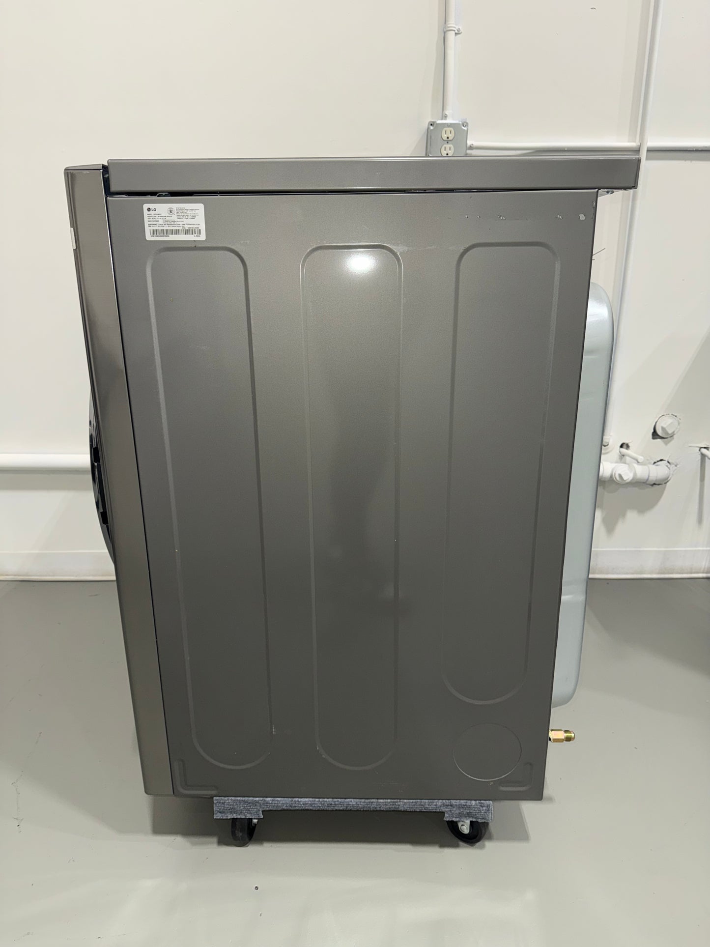 LG DLGX5801V 7.4 cu ft Gas Dryer