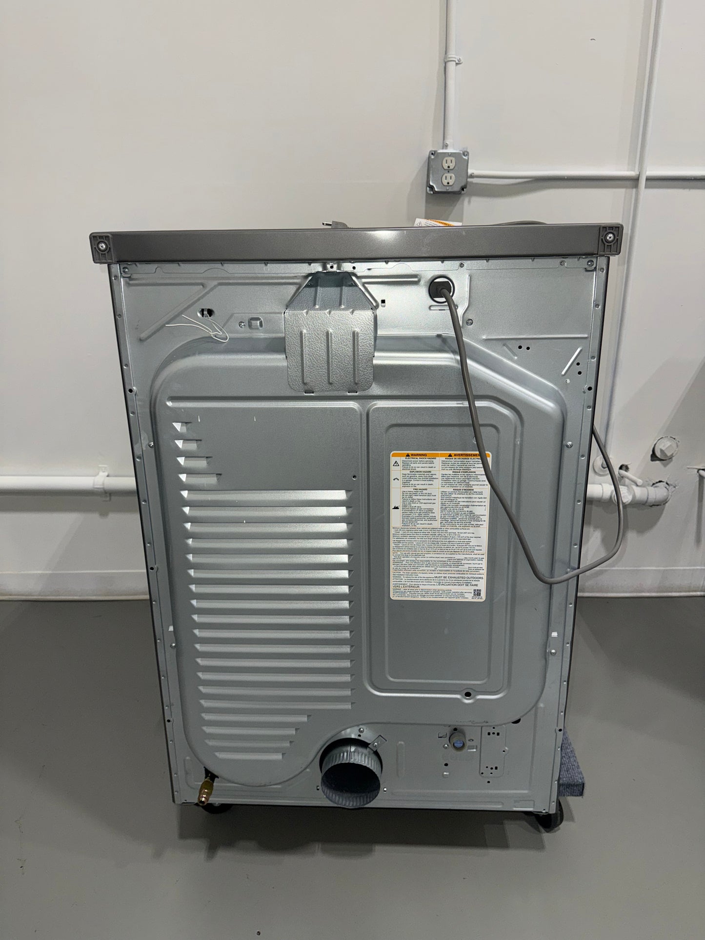LG DLGX5801V 7.4 cu ft Gas Dryer