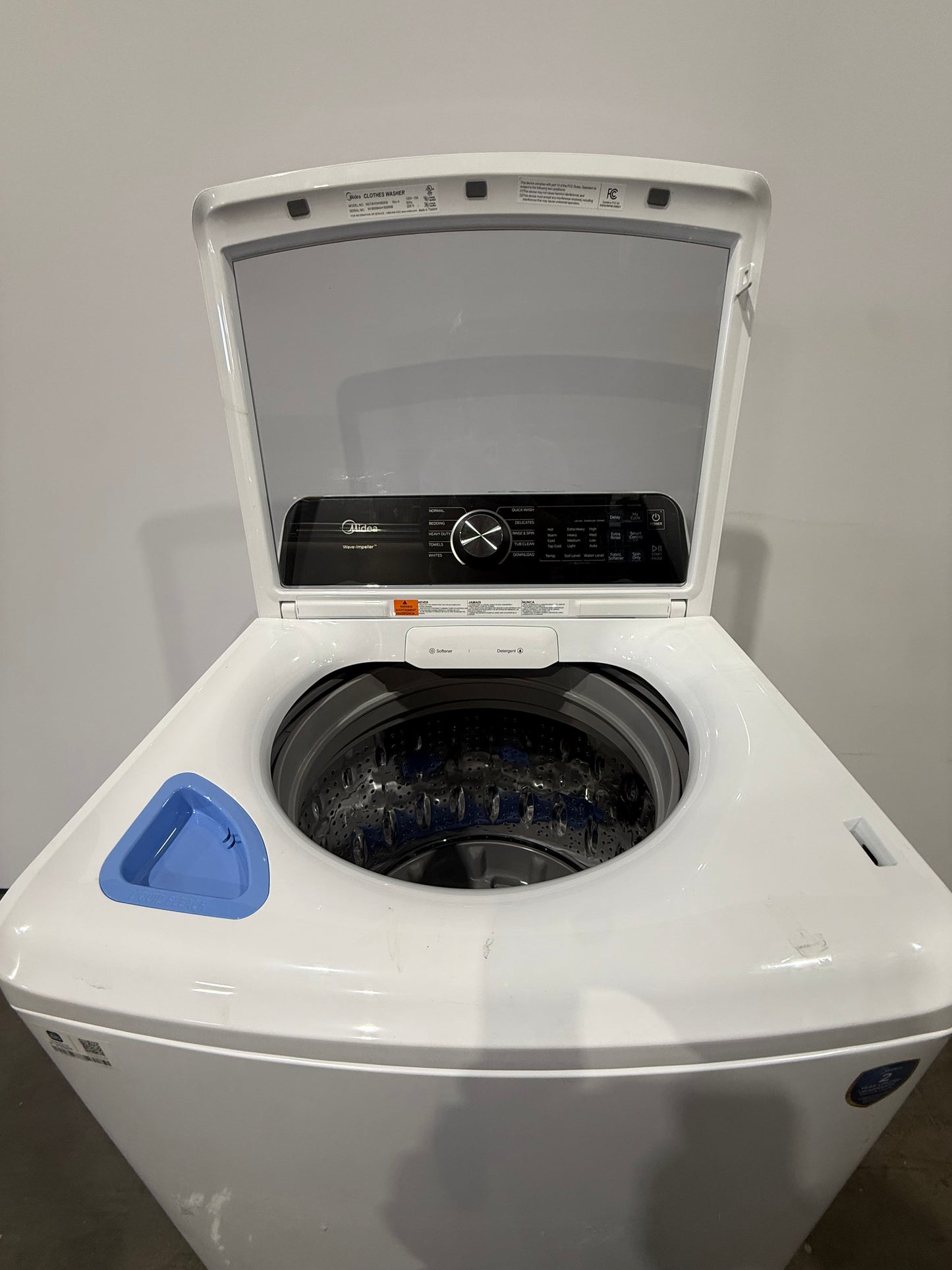 Midea MLTW45M4BWW 4.5 cu. ft. Top Load Washer