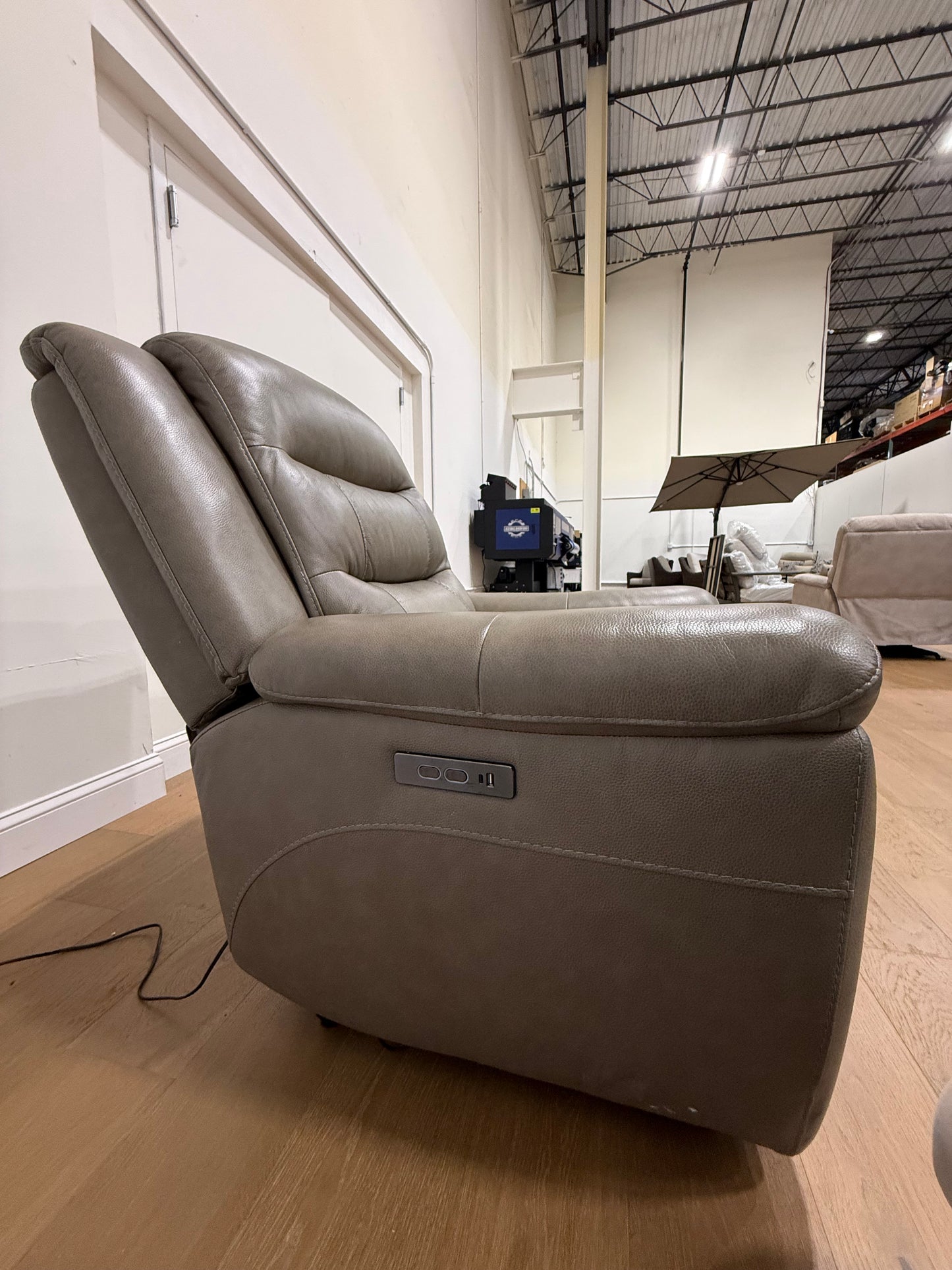 Mason Leather Power Recliner with Power Headrest