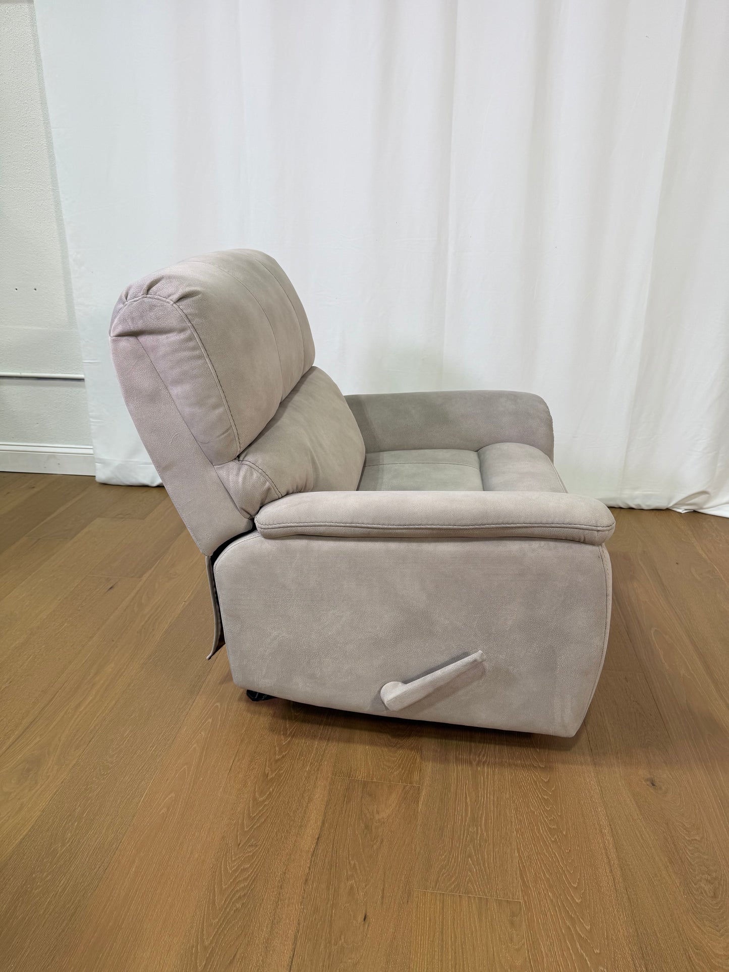 Howland Fabric Rocker Recliner