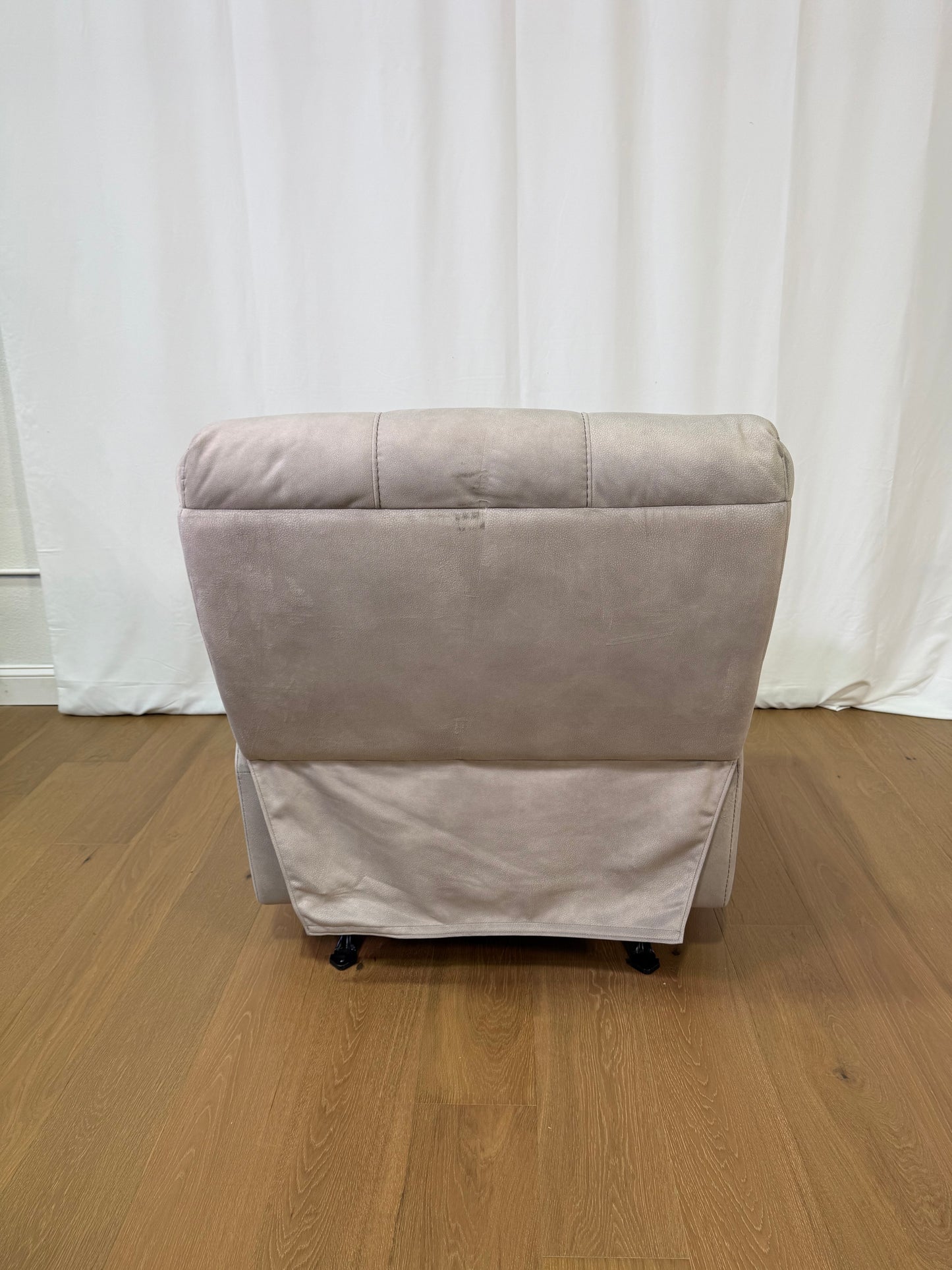 Howland Fabric Rocker Recliner