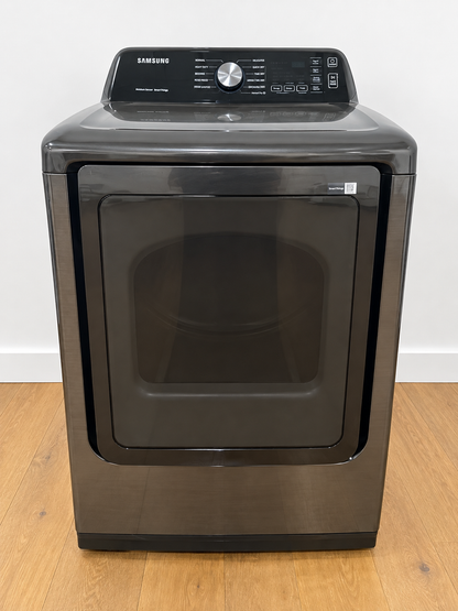 Samsung DVG47CG3500V gas dryer front view