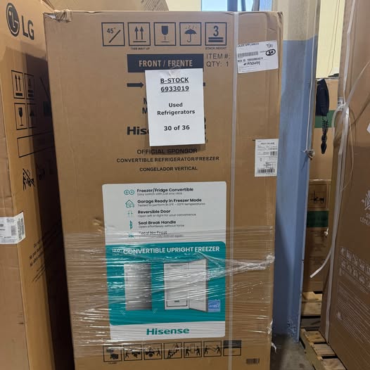 NEW Hisense 17 cu. ft. Garage Ready Frost Free Convertible Upright Freezer with Seal Break Handle