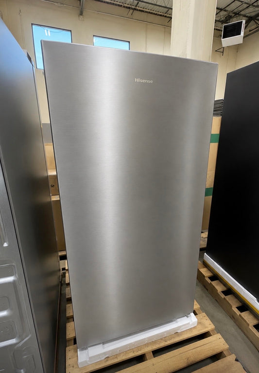 NEW Hisense 17 cu. ft. Garage Ready Frost Free Convertible Upright Freezer with Seal Break Handle