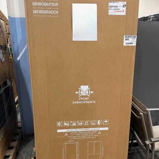 NEW Samsung 23 cu. ft. 4 door Refrigerator